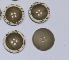 4 Große Trachten Knöpfe Horn