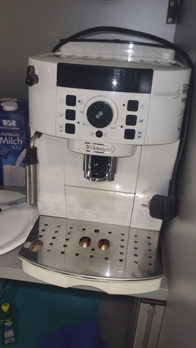 Delonghi ecam23 450 - delonghi,