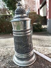 Riesiger Bier-Zink-Krug