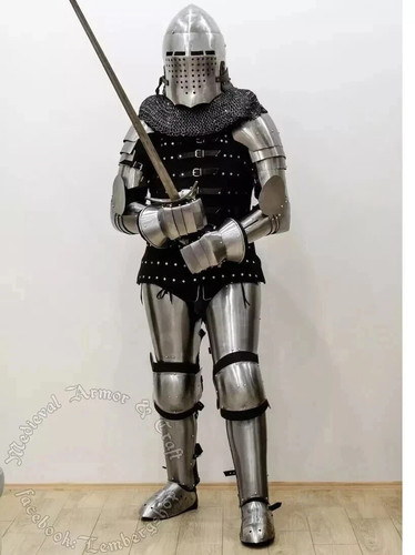 Mittelalterlicher fußsoldat - mittelalterlicher,