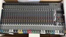 Behringer EURODESK SX3242FX Mischpult Bunte Regler 