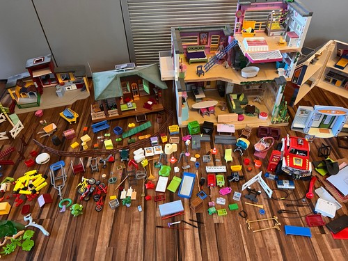 Playmobil konvolut - 19,