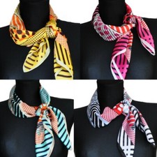 Damen Seide Nickituch Tuch Halstuch Schal Gr. 70 cm x 70 cm Punkte Streife