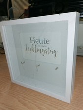 Schlüsselschrank Holz mit Magnetschließung und Bilderrahmen in Weiss