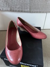 Kimkay Schuhe Pumps kleiner Absatz lachsfarben Leder Gr. 40