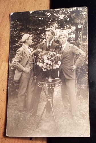 Jungen schüler mit mütze - 3,