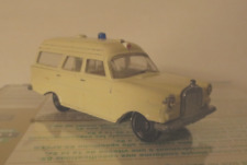Binz Krankenwagen Mercedes