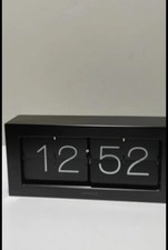 Karlsson Boxed Flip XL - Moderne Tischuhren KA5642BK, Farbe - Schwarz Top