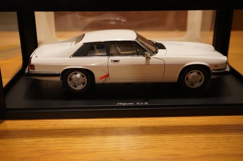 Autoart 73576 jaguar xj s - 73576, xj-s