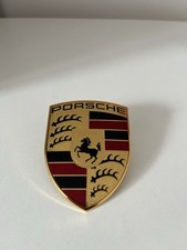 Demmel Porsche Wappen Hood