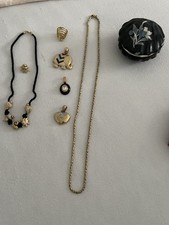 Konvolut in Gold Farbe viel