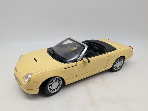 Maisto ford thunderbird - ford,
