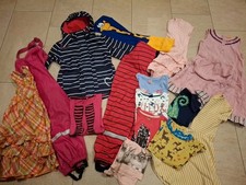 Kleidungspaket Mädchen 110/116 Topolino Regenjacke Regenhose Pullis Shirts