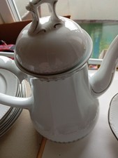 Elegantes Porzellan Kaffee