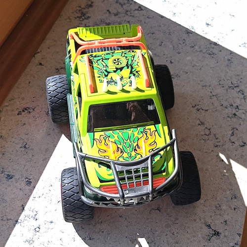 Ferngesteuerter monstertruck - ferngesteuerter,