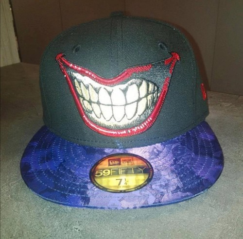 New era cap - new, comics