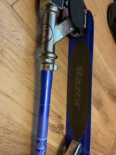 Blue razor roller - roller,