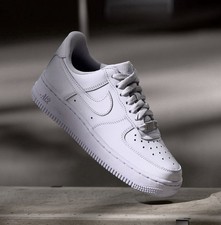 Nike Air Force 1, Weiß