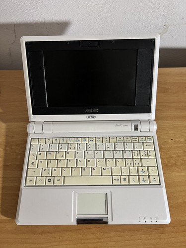 Asus eee 701 - pc, vintage