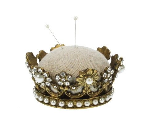 Krone mit nadelkissen gold - nadelkissen,