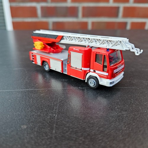 Feuerwehr dlk 68558 - 1:87,