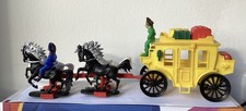 Cowboys, 6 Pferde, Kutsche, Spielfiguren, Kunstst., 29 cm lang, rd. 9,5 cm hoch