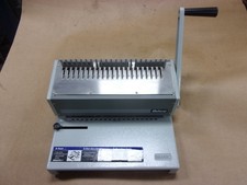 IBIMATIC Manual Hole Punch &