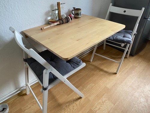 Gemütlicher küchentisch mit - gemütlicher,