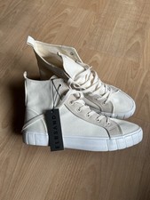 ELBSAND WUNDERSCHÖNE CHUCKS