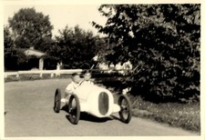 Photo children in the car