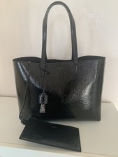 Saint Laurent YSL Lackleder