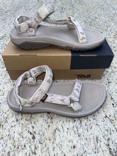 New teva women - women's, hurricane
