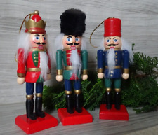 3 tlg. Holz Christbaumschmuck--Nussknacker--Holz--rot,grün,blau...--Baum Hänger