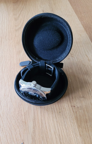 Uhrenetui ufo uhr - f.,