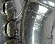 Saxophone alto Raymond Dubois