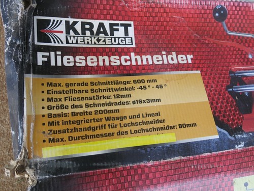 Fliesenschneider