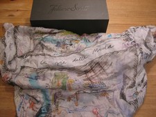 Original Faliero Sarti Damen Schal Halstuch 200 x 140 cm lichtgrau Strassenszene