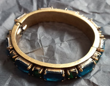 Armreif Armband 18 türkise Steine 6 cm Durchmesser 