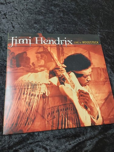 Jimi hendrix live at - jimi,