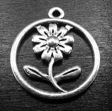 20x17mm Anhänger Charm Blume
