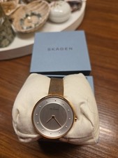 Super schöne Damenarmbanduhr