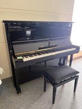 Steinway&sons  K 132 , leicht