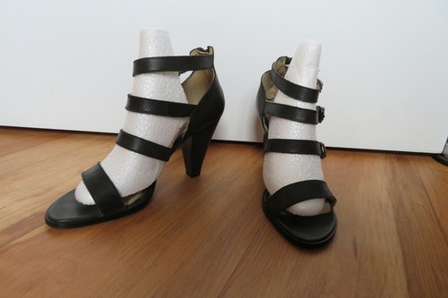 Schwarze riemchen sandalen - schwarze,