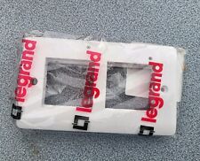 Legrand Synergy - 7300 94 - 2 Gang 4 Modulträgerplatte für Arteor Module Neu