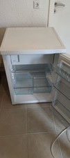 freistehender Kühlschrank 60cm breit, 61 cm tief und 85 cm hoch, Farbe weiß