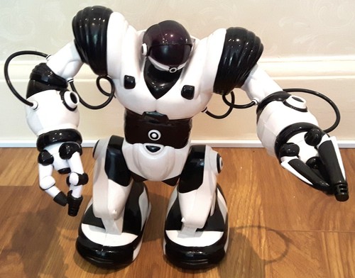 Roboterspielzeug 34cm groß - roboterspielzeug,