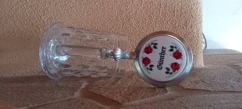 Alter bierkrug aus glas - bierkrug,