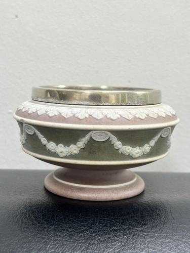 Wedgwood jasperware tri colour - jasperware,
