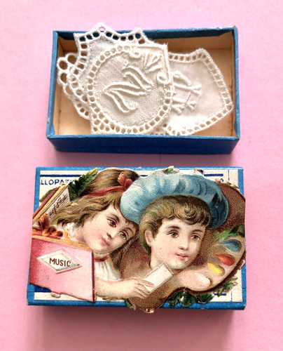 Alte pappschachtel - ,