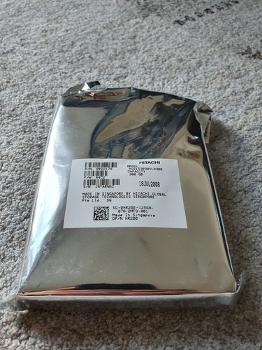 Hitachi ultrastar 300 sas - hitachi,